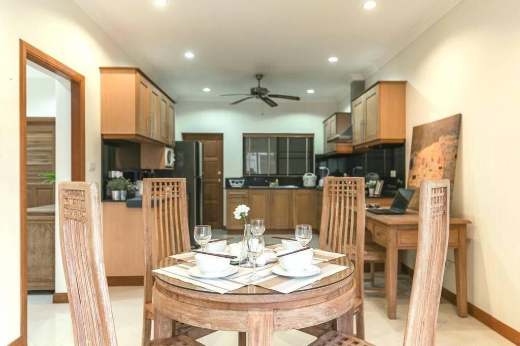 Anb Poolvilla 3Br Walk Private Beach In Pratamnak Pattaya Zewnętrze zdjęcie